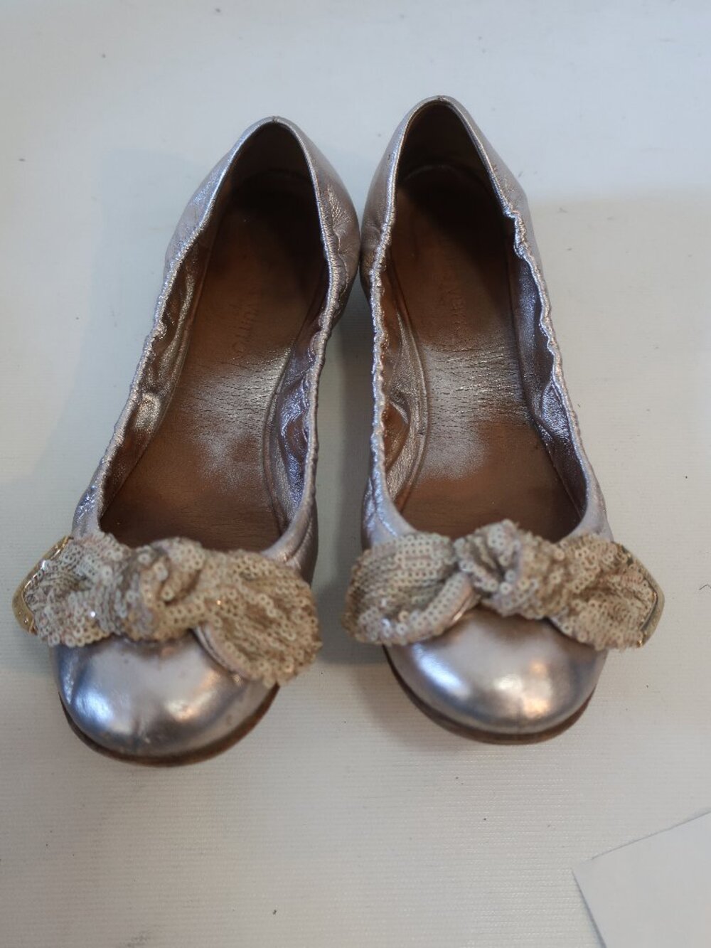 Louis Vuitton Metallic Gold Amulet Sequins Bow Scrunch Ballet Flats 37.5/US 7.5 - Picture 1 of 12